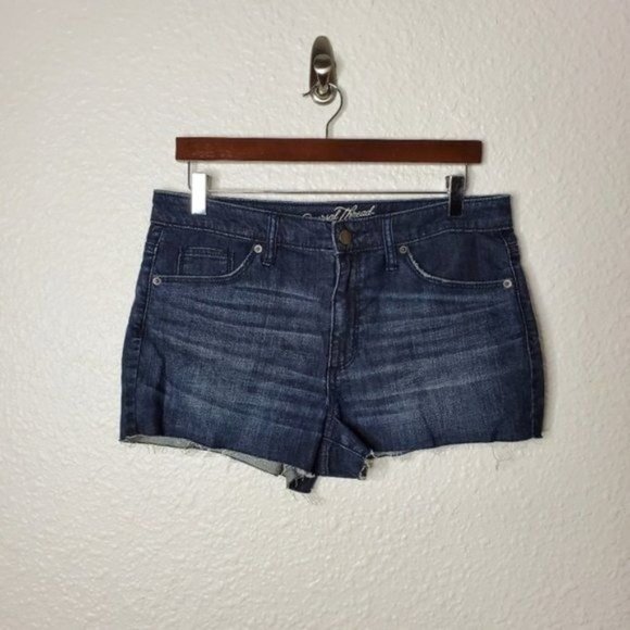 Universal Thread Pants - Universal Thread High-Rise Dark Wash Jean Shorts